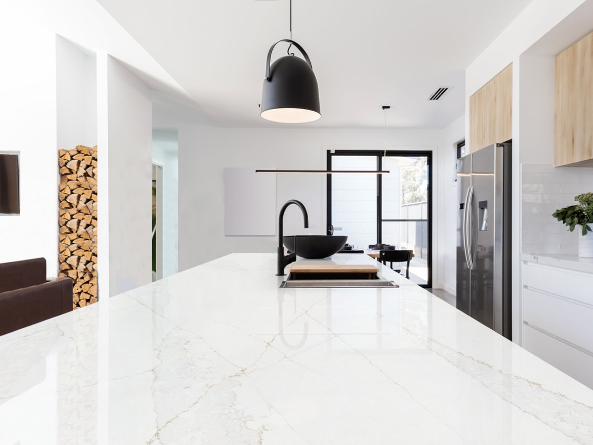 Calacatta Gold Vein Quartz