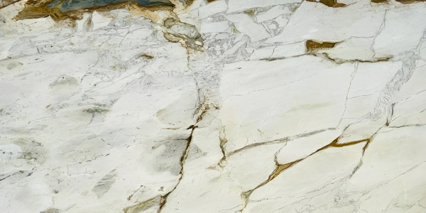 Calacatta Michelangelo quartz