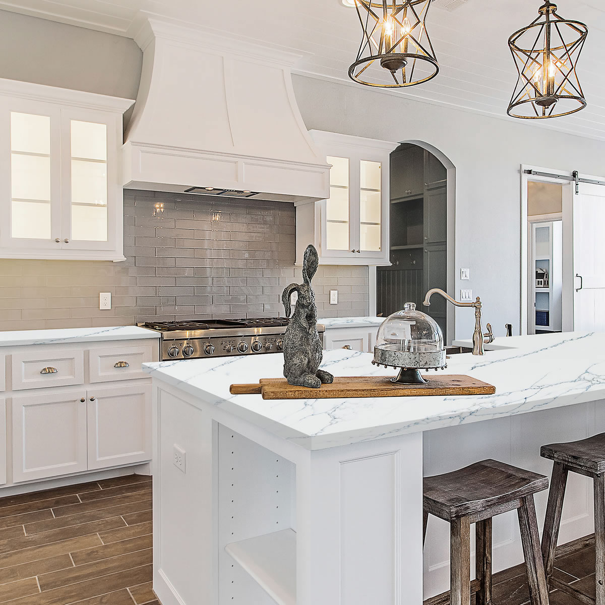 Best Quartz Colors for Florida Kitchens (2026)